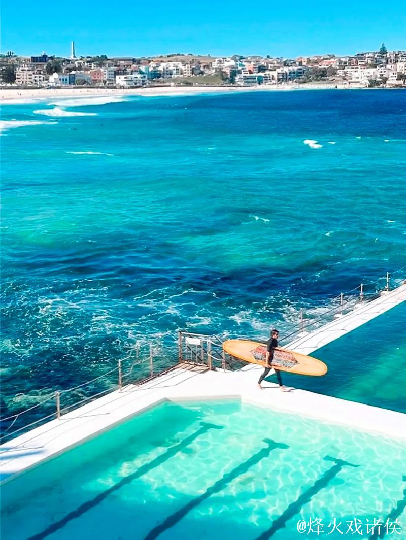 澳大利亚邦迪海滩突发随机枪击事件 澳大利亚邦迪海滩突发随机枪击事件